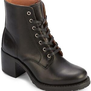 Frye Sabrina 6G Lace Up Bootie in Black- 8.5